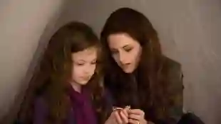 Mackenzie Foy and Kristen Stewart Twilight