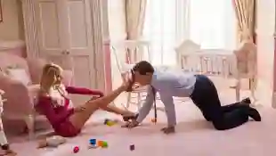 Margot Robbie, Leonardo DiCaprio in 'The Wolf of Wall Street'