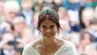 Princess Eugenie Wedding Dress St. George's Chapel Windsor