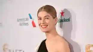 Rosamund Pike Talks About The Dangers Of Photoshopped Images
