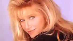Suzanne Somers played "Carol Foster" in 'Step By Step'.