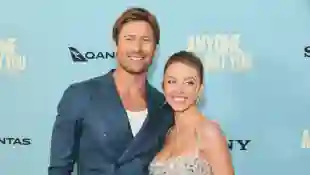 Sydney Sweeney and Glen Powell