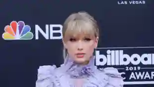 Taylor Swift on the red carpet at the 2019 Billboard Music Awards