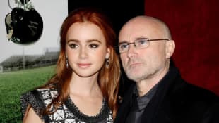 Phil Collins y Lilly Collins 