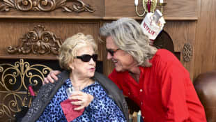 Bonanza A Look Back At Bing Russell S Amazing Career Kurt vogel russell on march 17, 1951 in springfield, massachusetts to louise julia russell (nee crone), a dancer & bing russell, an actor. bonanza a look back at bing russell s