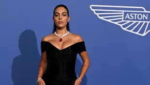 Georgina Rodríguez red carpet hot sexy today