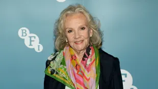 Hayley Mills Receives New Oscar After Her 1960 Trophy Was Stolen Pollyanna win movie film 2022 Academy Awards