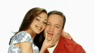 Leah Remini & Kevin James Characters: The King of Queens 1998