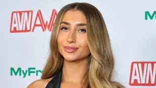 lily phillips pregnancy fake staging clarification clarity