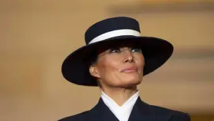 Melania Trump official portrait is here