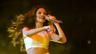 Selena Gomez earlier