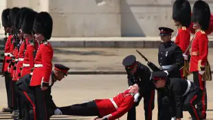 trooping the color soldiers fainting