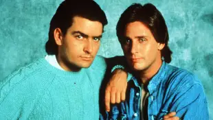 Charlie Sheen and Emilio Estevez in 'Men at Work' (1990)
