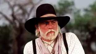 Tommy Lee Jones in 'Lonesome Dove'