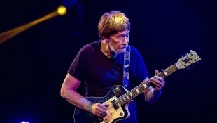 "Driving Home For Christmas": This Is Chris Rea Today