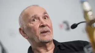 Frank Langella Loses Netflix Role Due To Inappropriate Conduct