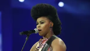 ANN7 South African of the Year Awards JOHANNESBURG SOUTH AFRICA  SEPTEMBER 6 Zahara perfroms at t