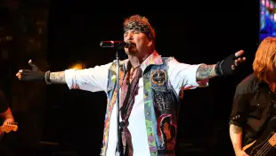 POMPANO BEACH FL - FEBRUARY 08: Jack Russell s Great White performs during the One Love Bahamas Hurricane Benefit concer