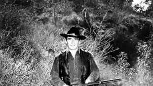 THE VIRGINIAN JAMES DRURY as the Virginian Date: 1971 PUBLICATIONxINxGERxSUIxAUTxONLY Mandatory credit line: Image court