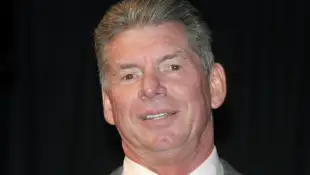 **FILE PHOTO** Vince McMahon Accused Of Sex Trafficking and Sexual Abuse in Lawsuit. VINCE MCMAHON 2006 Photo By John Ba