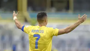 RIYADH, SAUDI ARABIA - DECEMBER 1: Cristiano Ronaldo of Al-Nassr reacts during the Saudi Pro League match between Al-Hil
