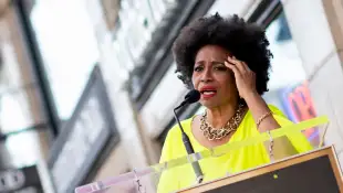 Jenifer Lewis