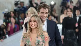 Suki Waterhouse and Robert Pattinson