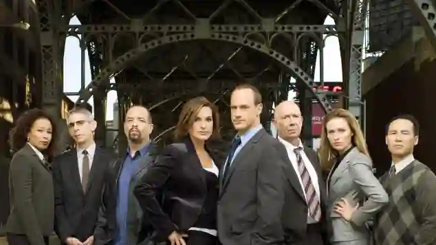 El elenco de 'La ley y el orden: UVE' en la temporada 10.