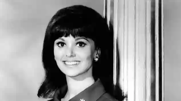 'That Girl' quiz trivia questions facts actress star cast TV show series sitcom Marlo Thomas