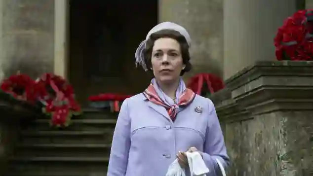 The Crown star Olivia Colman really struggled to hide her emotions while filming season 3.