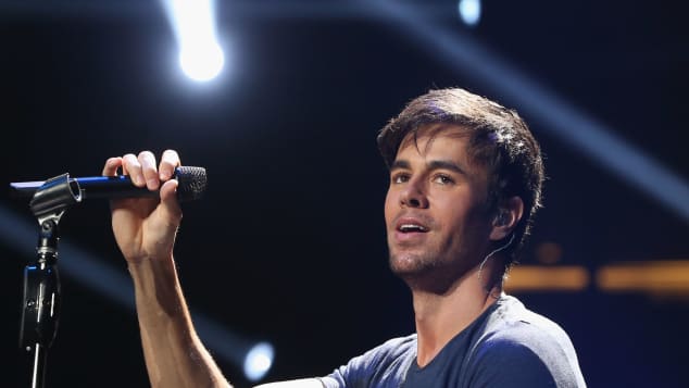 Enrique Iglesias rompe récord y recibirá premio Billboard