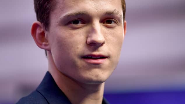 watch tom holland daisy ridley star in chaos walking trailer