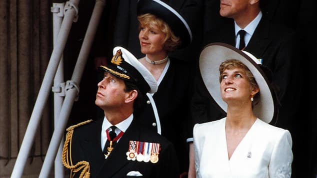 Príncipe Carlos y princesa Diana