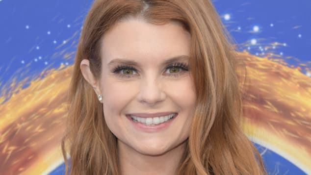 JoAnna Garcia From ‘Reba’: The Actress Today!