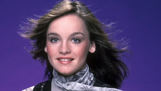 Nancy Drew Pamela Sue Martin Appears In The 2019 Remake Decouvrez sa biographie, le detail de ses 45 ans de carriere et toute son actualite. nancy drew pamela sue martin appears