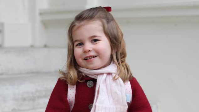 Princess Charlotte And The Queen Two Peas In A Pod Visite bei ihrer urenkelin prinzessin charlotte. princess charlotte and the queen two