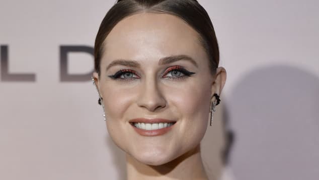 Westworld Evan Rachel Wood Gets To Show Off Black Belt Skills