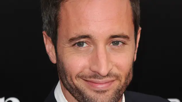 Alex O'Loughlin