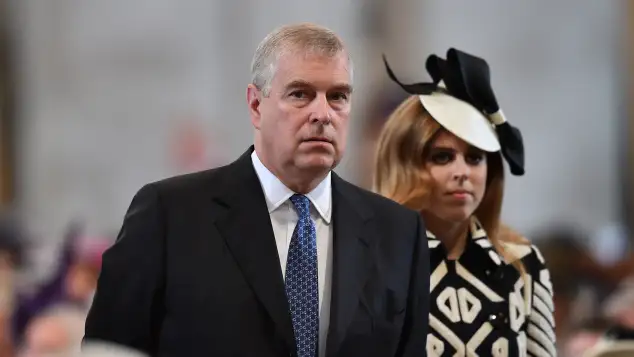 Por escándalo entre el príncipe Andrew y Epstein la princesa Beatriz podría dejar el Reino Unido