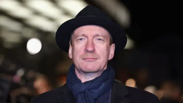 David Thewlis