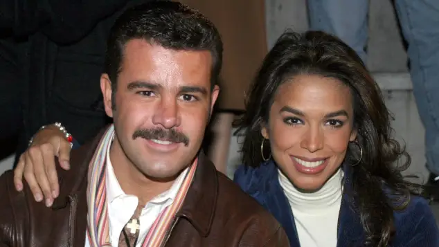 Eduardo Capetillo y Bibi Gaytán celebran cumpleaños de Eduardo Jr