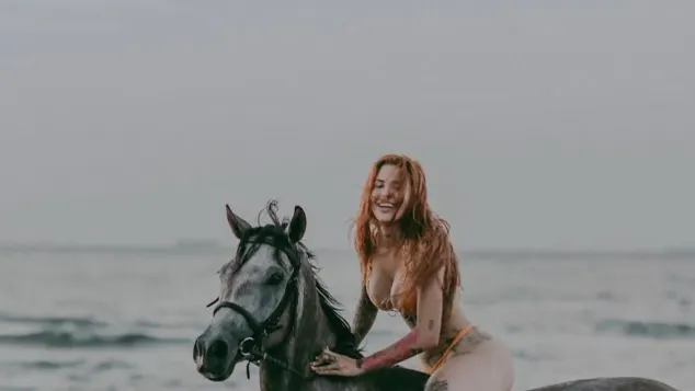 Elena Larrea