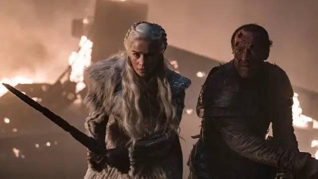 Emilia Clarke and Iain Glen in 'Game of Thrones'