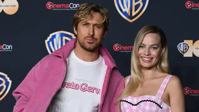 Ryan Gosling and Margot Robbie
