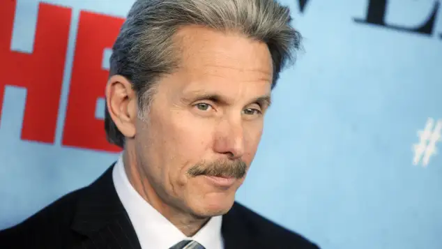 Gary Cole