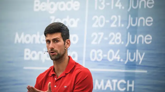 Novak Djokovic da positivo a Covid-19 tras organizar fiesta