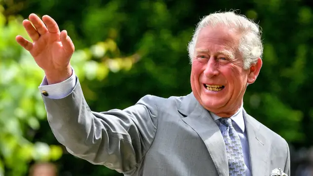 El príncipe Carlos reaparece en público después de la pandemia