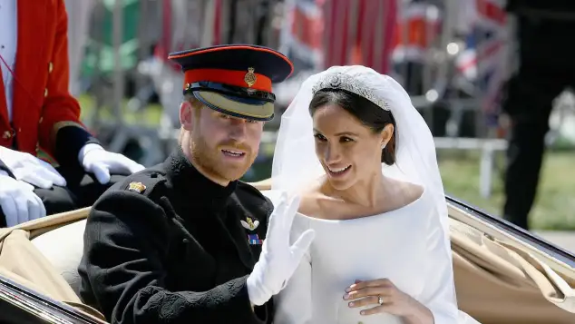 El príncipe Harry buscaba una pareja para “romper las reglas” de la realeza