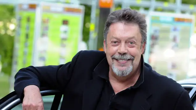 Tim Curry