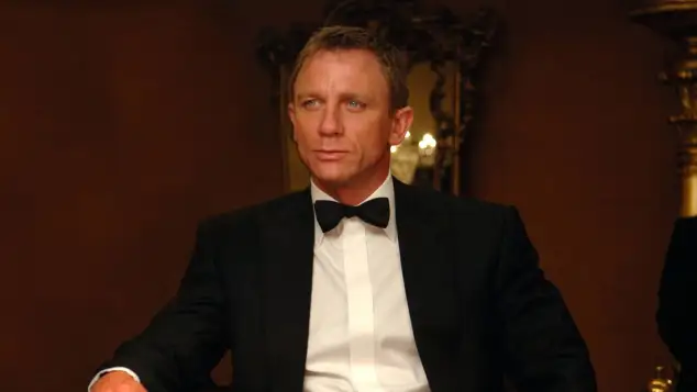 "James Bond"